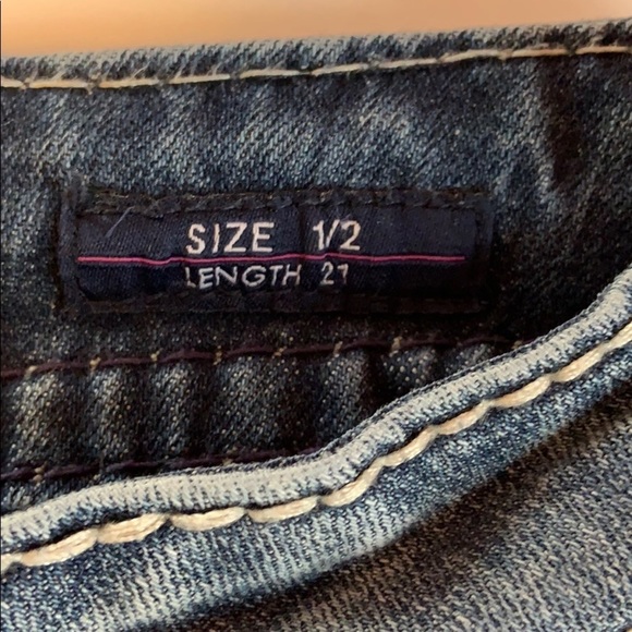 Vigoss Embellished Pocket Denim‎ Chelsea Capris - Picture 7 of 8
